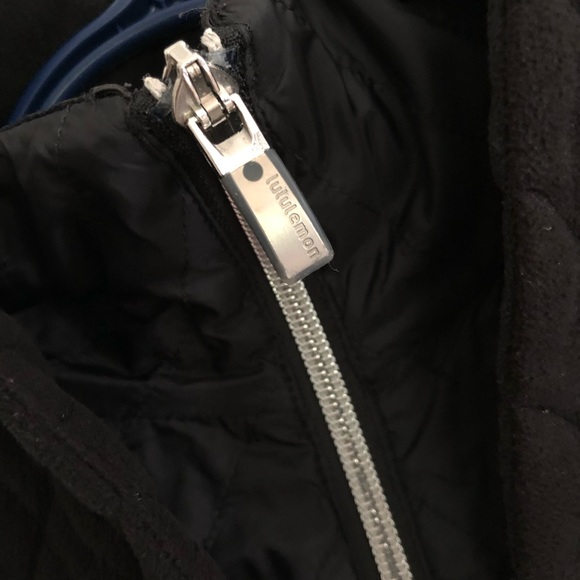 Lululemon Black Fleece and Nylon Jacket - Picture 4 of 6